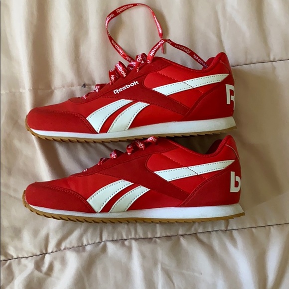 Shoes - Picture 4 of 9